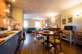 From the city to nature Mezzane di sotto VR pet-friendly - - 1