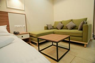 AR Suites - Kotamangalam - 7