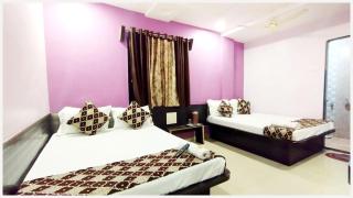 !! SHIRDI Hotel Sai Bala Ji Residency Near Shri Sai Baba Temple - Offers Hygiene & Spacious Rooms - #Restaurant #Wi-fi # Parking & Excellent Customer Service - A Premium Hotel In SHIRDI !! - Shirdi - 4
