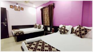 !! SHIRDI Hotel Sai Bala Ji Residency Near Shri Sai Baba Temple - Offers Hygiene & Spacious Rooms - #Restaurant #Wi-fi # Parking & Excellent Customer Service - A Premium Hotel In SHIRDI !! - Shirdi - 6