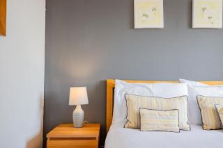 WhiskAwayHomes - Pirie Avenue - Hindlip - 1