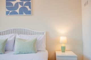 WhiskAwayHomes - Pirie Avenue - Hindlip - 9