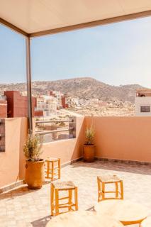 Tasga Guest House - 1