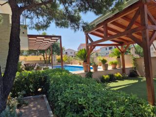 Pine Tree Villa - Pakoštane - 8