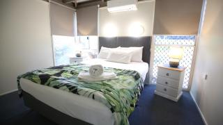 Kellys Beach Resort - Bargara - 3