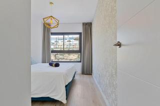 One 80 within walking distance to the sea - 7