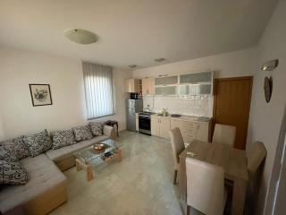 Apartment in a quiet area - Bar - 6