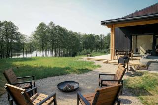 Juoda Truoba - - 7