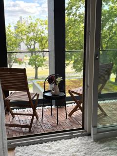 Riverside Retreat - Cozy Central Stay in Pärnu - Pärnu - 6