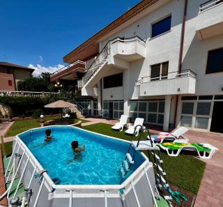 Domus Apartment in villa, swimming pool and private parking - Gravina di Catania - 0