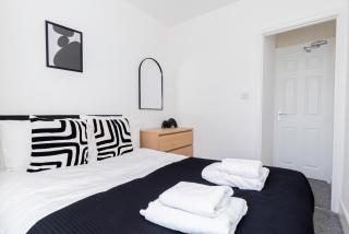 Modern 5-bed - Sleeps 10-walk To Centre & Parking - Southampton - 4