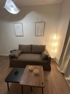 Au pied du château - 0