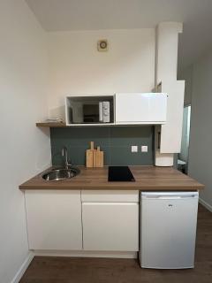 Au pied du château - 1