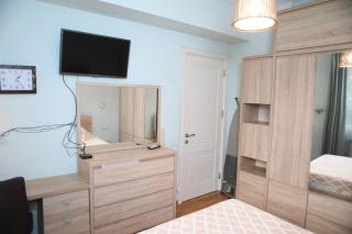 Cozy Flat near Metro with Balcony - 1