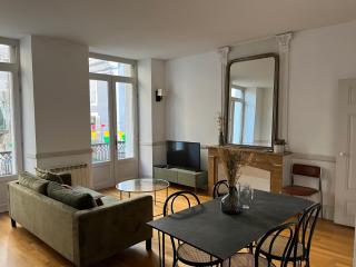 Appartement 4 personnes centre historique Aubenas - Aubenas - 0