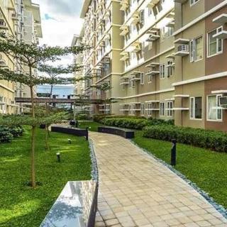 Fairview Cozy Comfy Condo Unit - Manila - 3