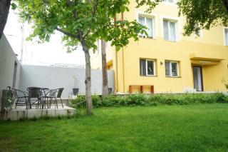 Hotel Green Garden - Boekarest - 0