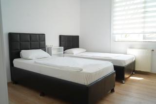 Hostel AKSU - Bucharest - 9