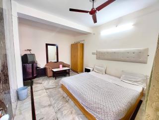 NAINITAL HOTEL SHAH GUEST HOUSE - Near Mall Road Provided Free Wi fi #Restaurant #Parking #Room Service And Excellent Customer Service !! Best Seller Hotel In Nainital - Nainital - 5
