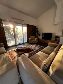 Citrus Guest House - 9