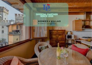 DesenzanoLoft Official Partner MARRIOTT Homes & Villas -Penthouse Never say Never Sirmione Castle View - Sirmione - 0