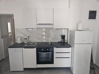 Sea Star Apartments - 8