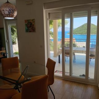 VILA ROZA - Prožura - 1