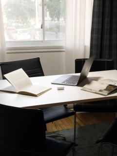 Perfect for Groups Big Livingroom 2 Backyard 3BR - 7