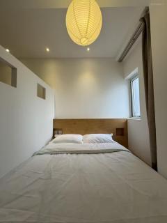 The Lanting Inn is located in the city center near the Drum Tower subway, making it convenient to travel to the Drum Tower, Nanluoguxiang, Shichahai, Yandai Xie Street, Tiananmen Square and the Forbidden City - Pequim - 8