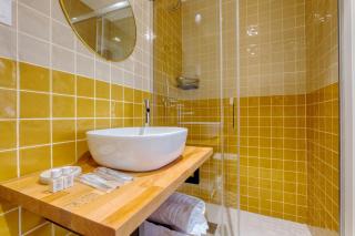 Orange Inn - Ramada - 2