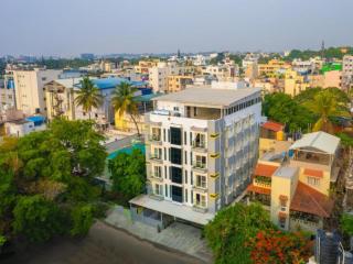 The Hosteller Bangalore, Indiranagar - Bangalore - 9