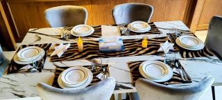 Luxury 2BR Apartment, Sea View - Carachi - 2