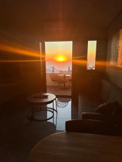Kudos Suites Firostefani - Fira - 8
