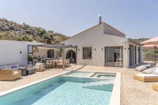 Luxury Villa Maximus - With Private Heated Pool - Atsipopoulo - 3