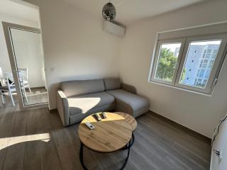 Apartmani Aki 5 - Bar - 7