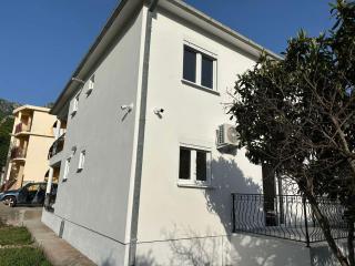 Apartmani Aki 5 - Bar - 5