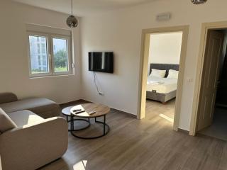 Apartmani Aki 5 - Bar - 3