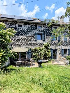 Grande ferme de 250m2 rénovée au charme rustique - Mazet-Saint-Voy - 0