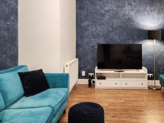 Riverside Cottage - Larkhall - 8