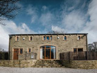 Sycamore Barn - Uk33353 - Buttershaw - 0