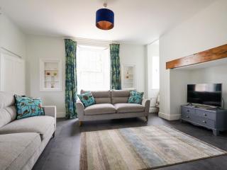 Salt House - Uk43012 - 1