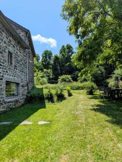 Grande ferme de 250m2 rénovée au charme rustique - Mazet-Saint-Voy - 3