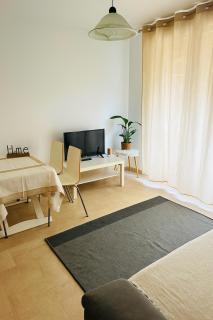 STUDIO 4 COUCHAGES - À 2 min de la plage à pied - Parking et linge en option - Juan-les-Pins - 0