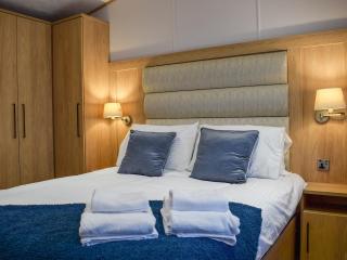 Bruar Lodge - Cameron - 1