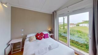 D04 Hawaiian D4, Riviere Towans - Hayle - 2