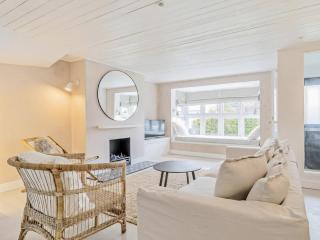 Seaside Cottage - West Wittering - 0