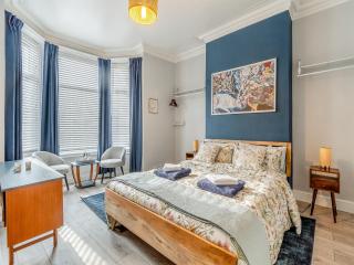 The Bolt Hole - Scarborough - 0