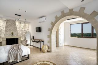 Villa Angelo, Traditional Cretan Stone Villa with Pool & Countryside Views - Káto Póros - 3
