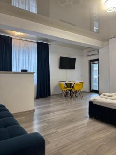 Studio 304 B1 ALMAR LUXURY RESIDENCE-Renting Apartments & Free Pool - 2
