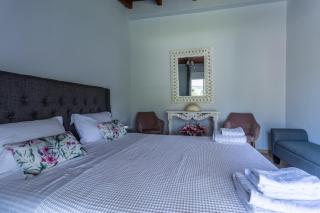 Villa Olive & Stone Loutraki - Loutraki - 4